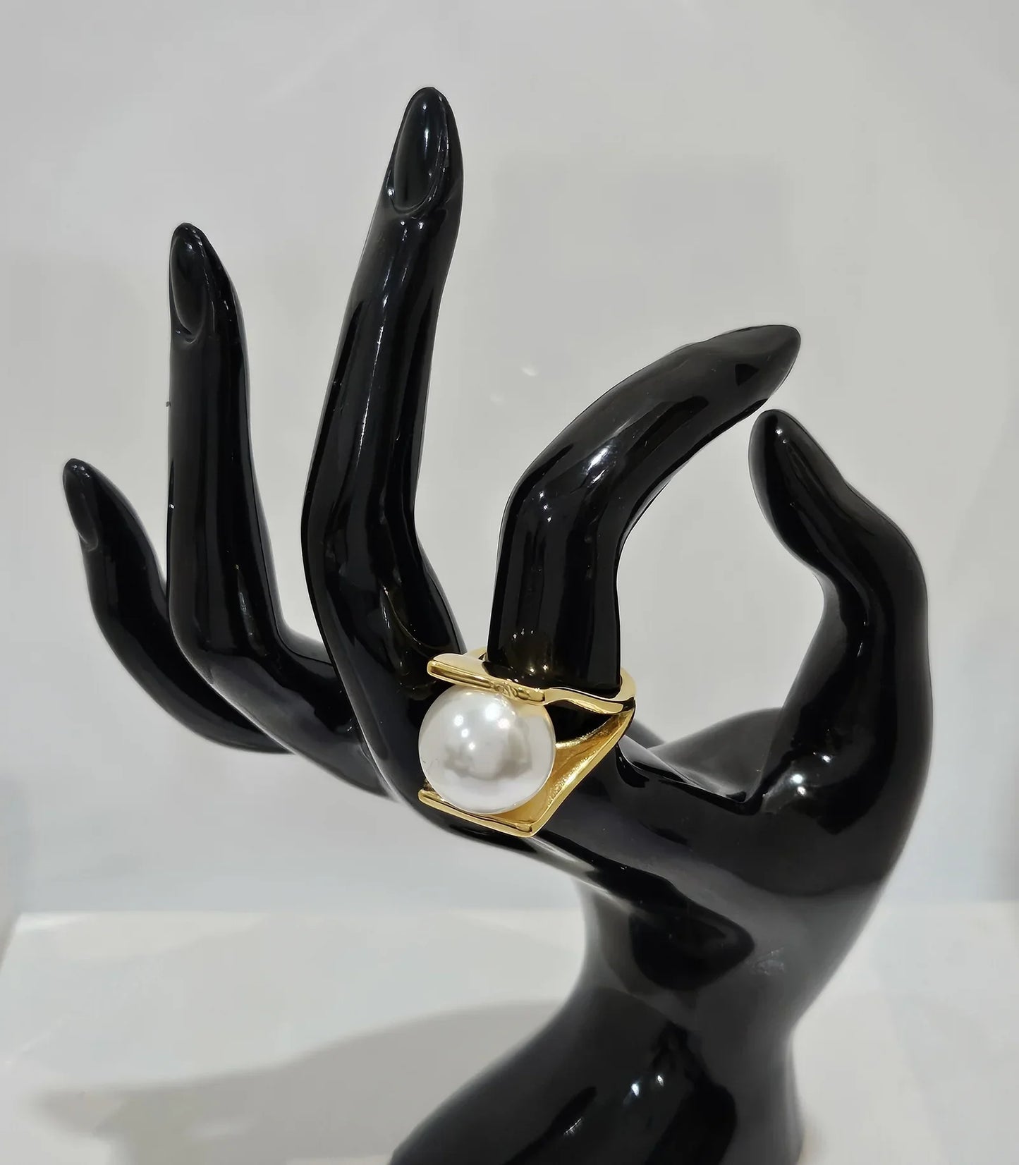 Modern Pearl Ring