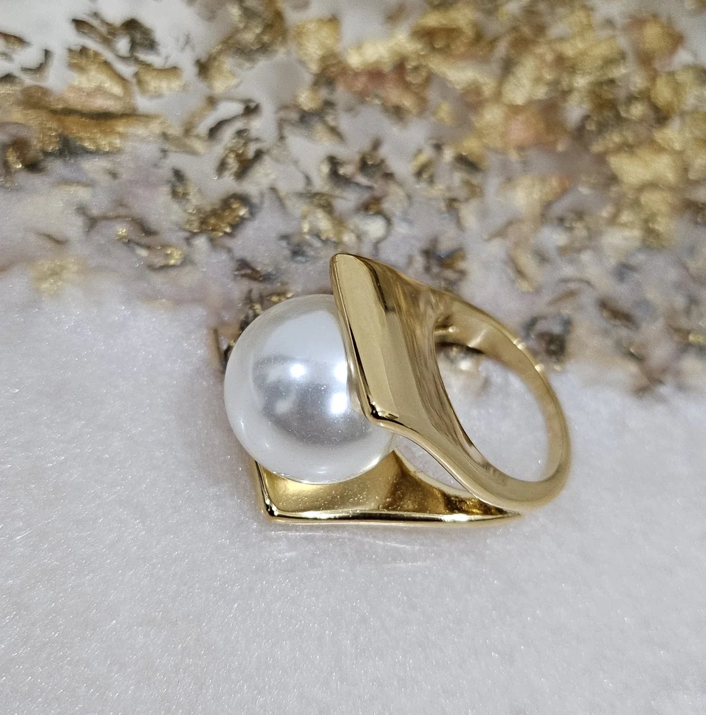 Modern Pearl Ring