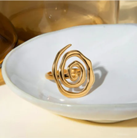 Gold Spiral Ring