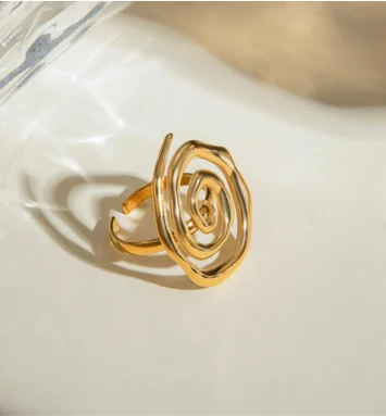 Gold Spiral Ring