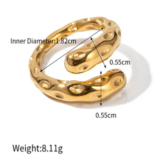 Hammered/ Minimal Snake Ring