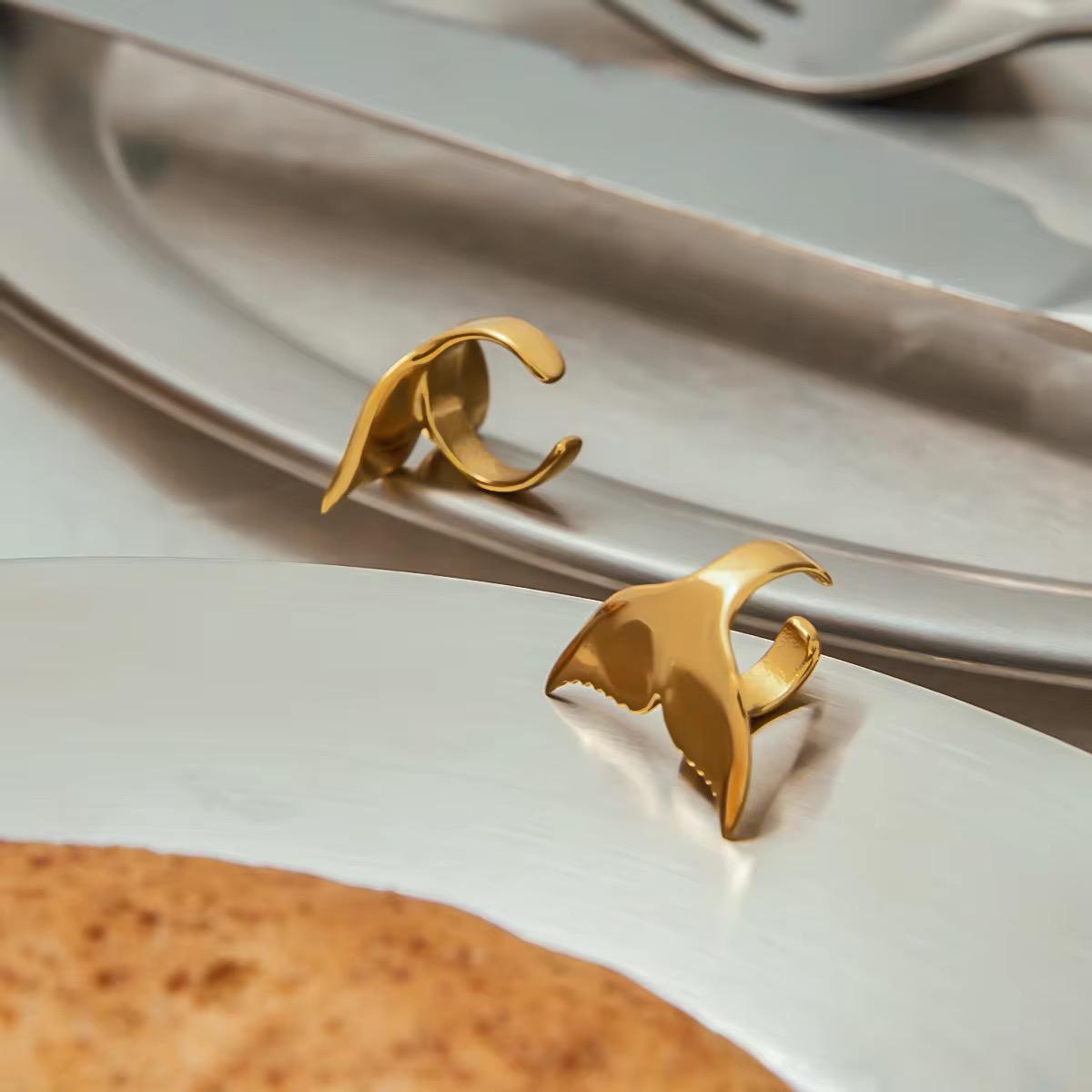 Mermaid Whisper Ear Cuff